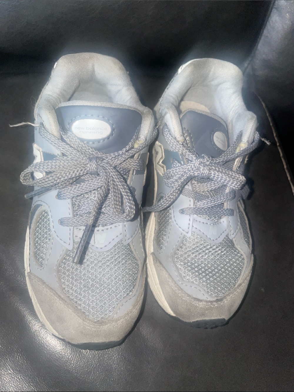 New Balance Kids Light Gray Athletic Sneakers 2002R size 10 toddler